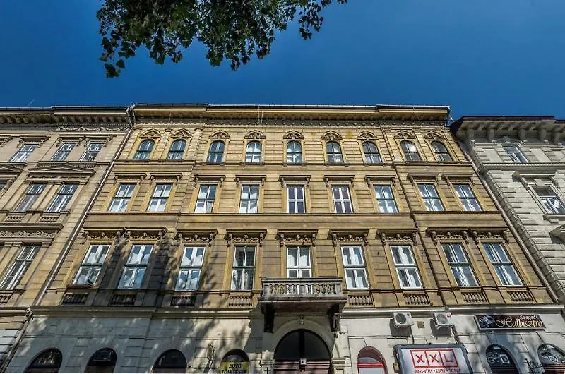 Hotel Studio Six Budapest