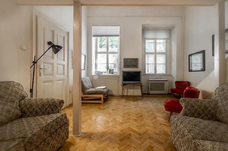 Studio Six Budapest Hotel